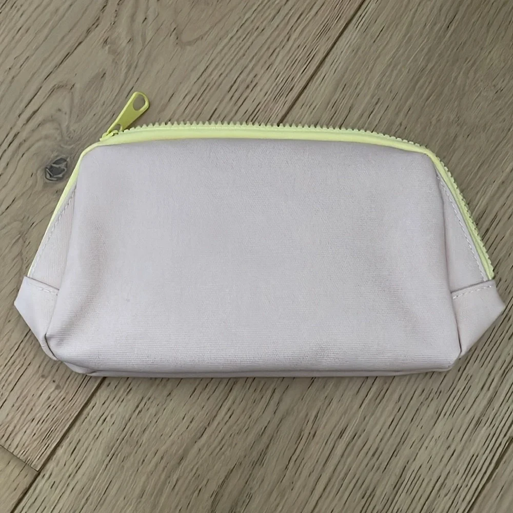 Marc Jacobs Fragrances makeup pouch